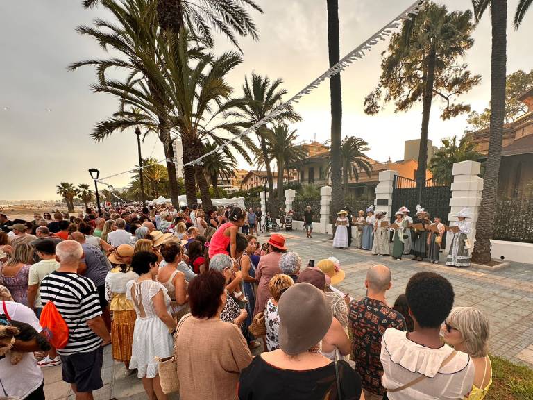 Más de 25.000 personas han pasado por el evento costumbrista que pone en valor la historia y el patrimonio de Benicàssim a través de su paseo de “Las Villas” Pilar Coloma