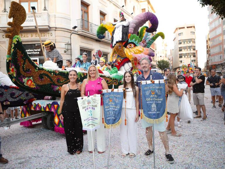 La fiesta de Interés Turístico Provincial pone el broche de oro, junto al espectacular castillo de fuegos artificiales, a los festejos en honor a la Virgen de la Misericordia.