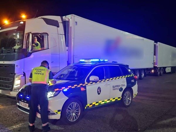 Conduce un tráiler con una tasa de alcohol siete veces superior a la permitida