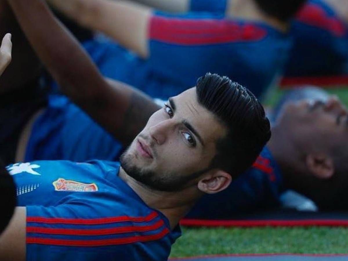 El futbolista Rafa Mir es detenido tras una denuncia por presunta agresión sexual