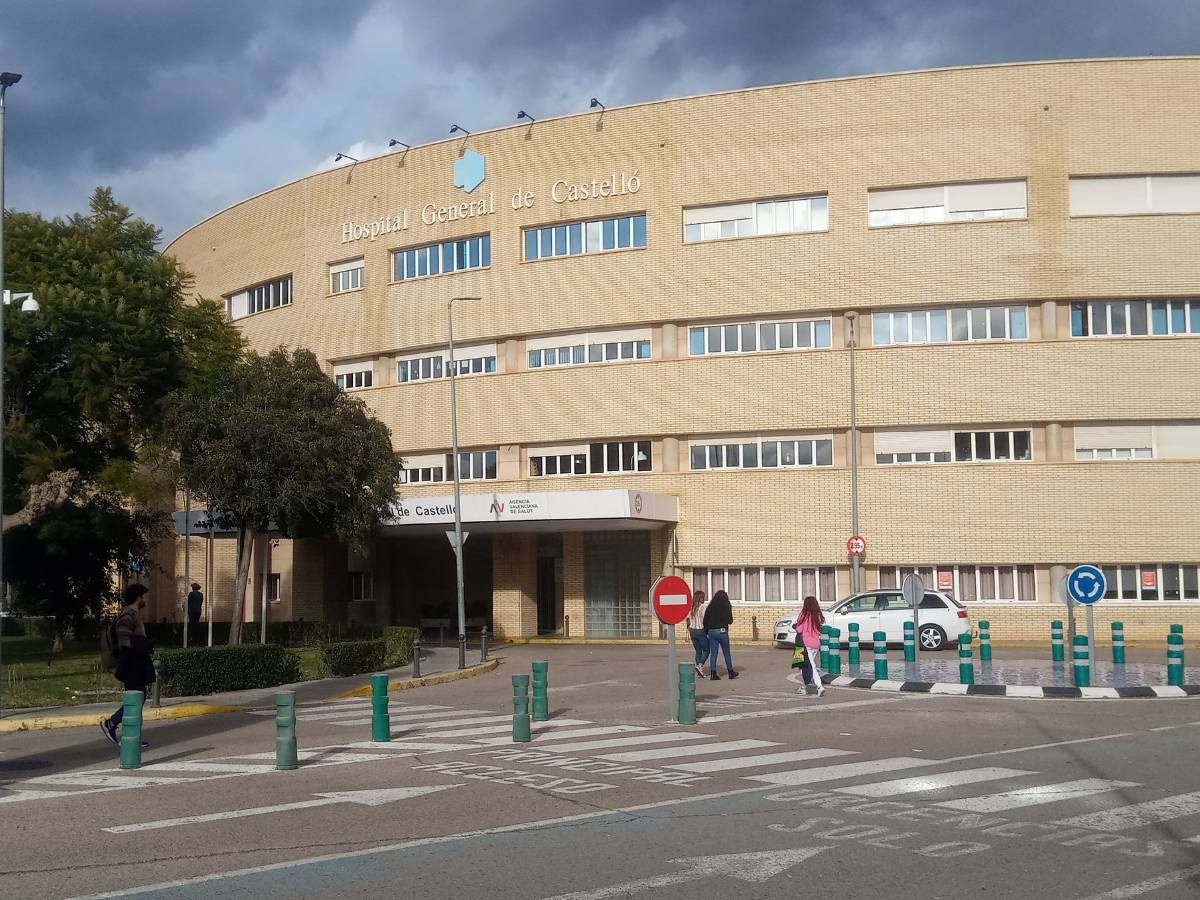 El encierro de ‘bous embolats’ en Vila-real deja a un menor en la UCI