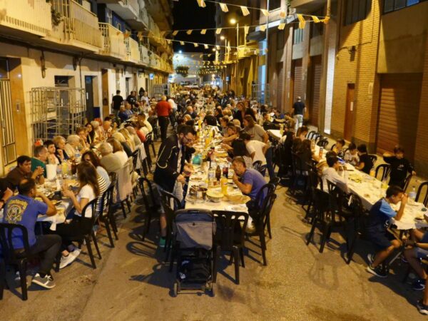 ‘Xulla’ y misa en las fiestas del Barrio de Sant Miquel de Vila-real