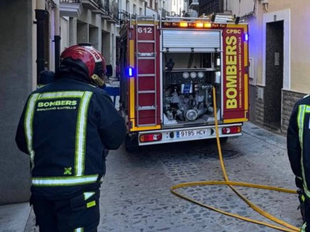 Incendio en una tienda de comidas preparadas de Benicàssim