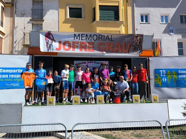 Jordi Peris y Janna Musquera los ganadores de la VII Vuelta Ciclista de Vilafranca