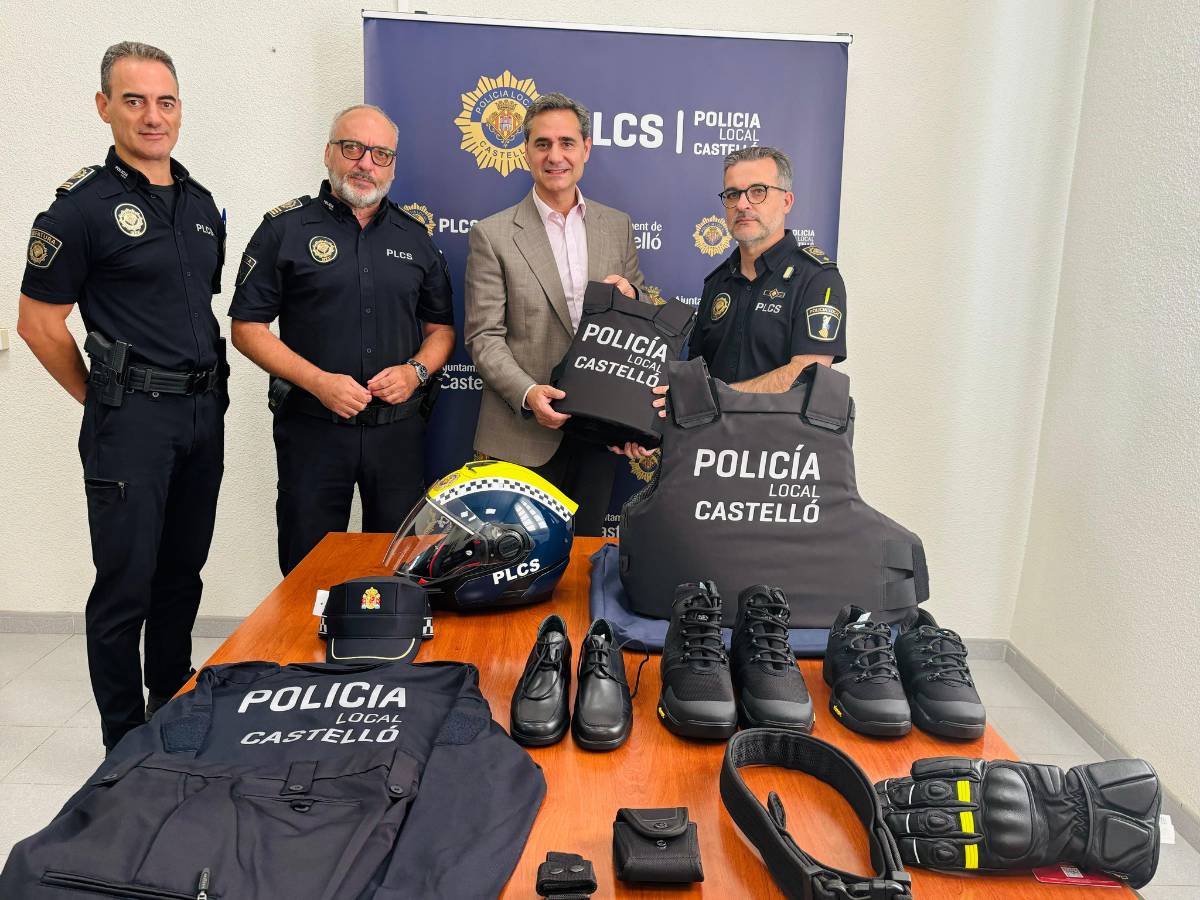 La Policía Local de Castellón renueva uniformes y recibe 56 chalecos antibalas