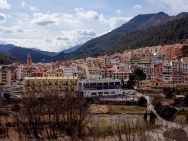 Quejas en Montanejos por los recortes en ayudas de empleo de la Generalitat