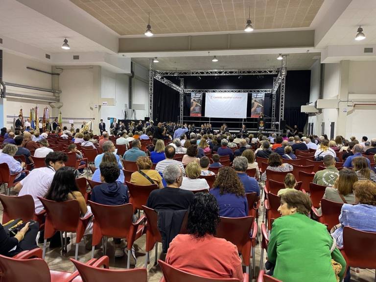 Un total de 12 bandas de música, con más de 450 músicos, participaron en la XXIX Trobada de la Plana Alta en Sant Joan de Moró.