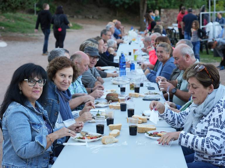 El pueblo de Vilafamés ha vivido un fin de semana lleno de tradiciones, con las festividades en honor a su patrón local al cierre de septiembre.