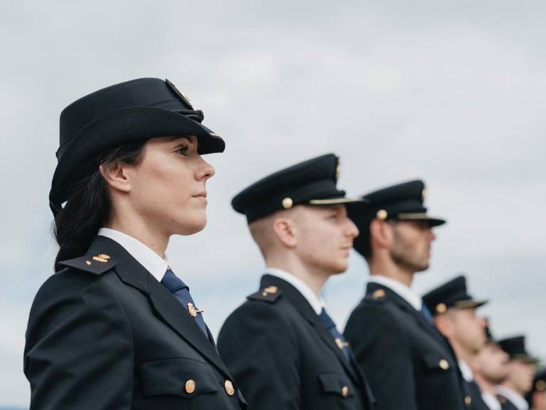 Durante la celebración se impusieron 12 condecoraciones, 11 a Policías Nacionales y dos a personal ajeno a la Policía Nacional.