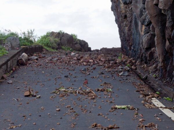 Desprendimientos de piedras en carreteras de Castellón