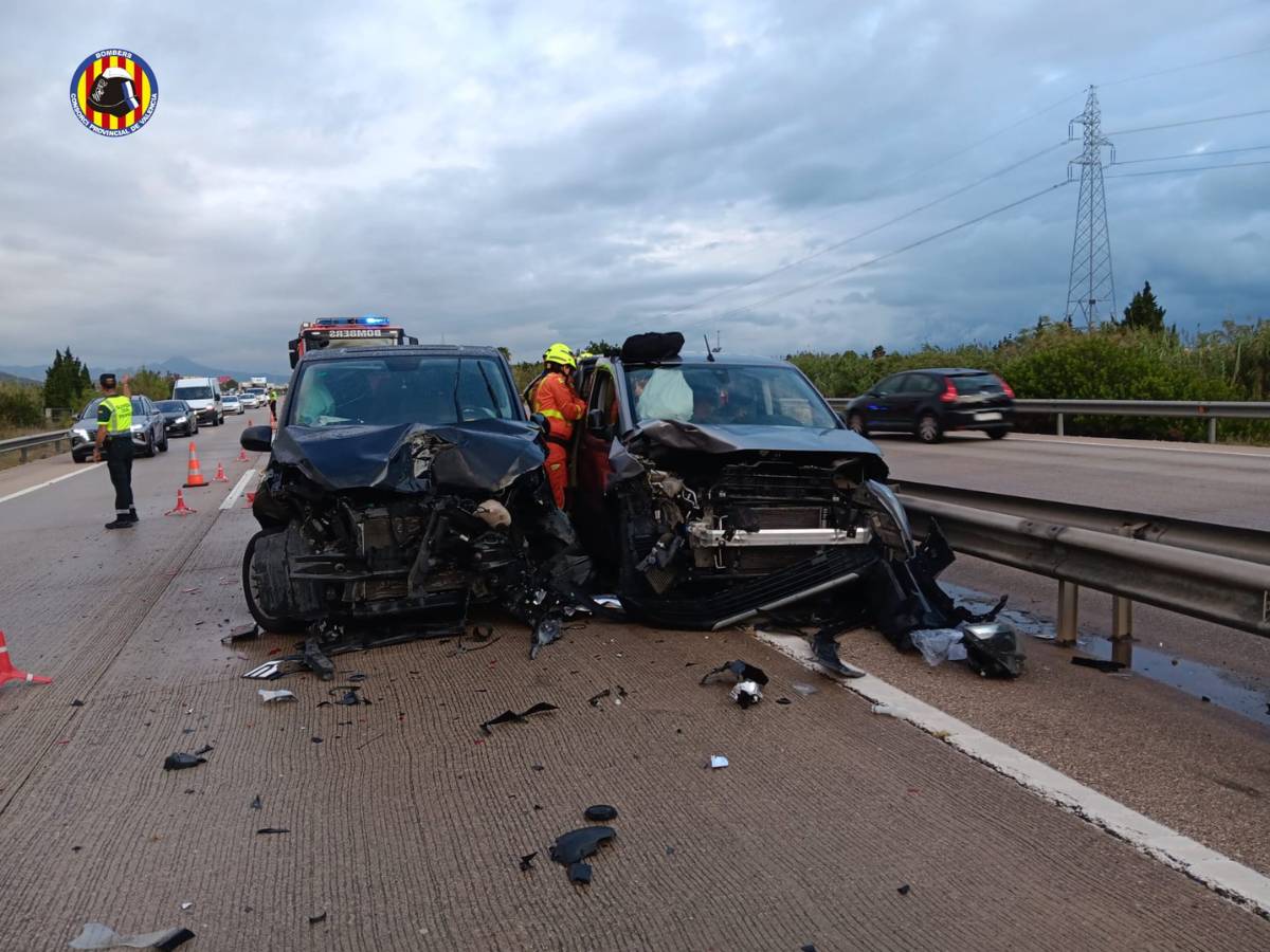 Diez heridos en un accidente de tráfico en la A-7