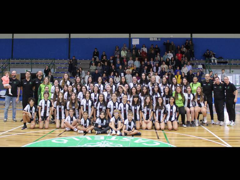 Los equipos benjamín, infantil, cadete, juvenil y senior hicieron la presentación oficial.