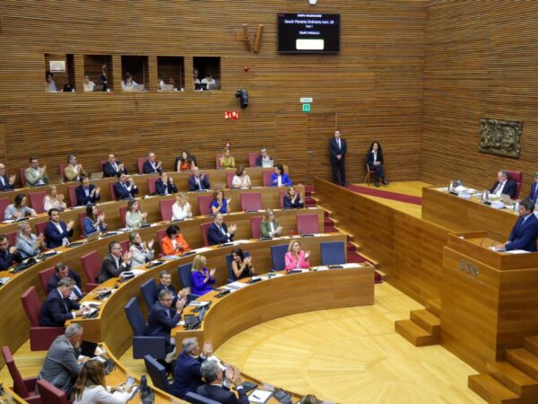 El Consell apoya la anulación de los sumarios judiciales contra Miguel Hernández