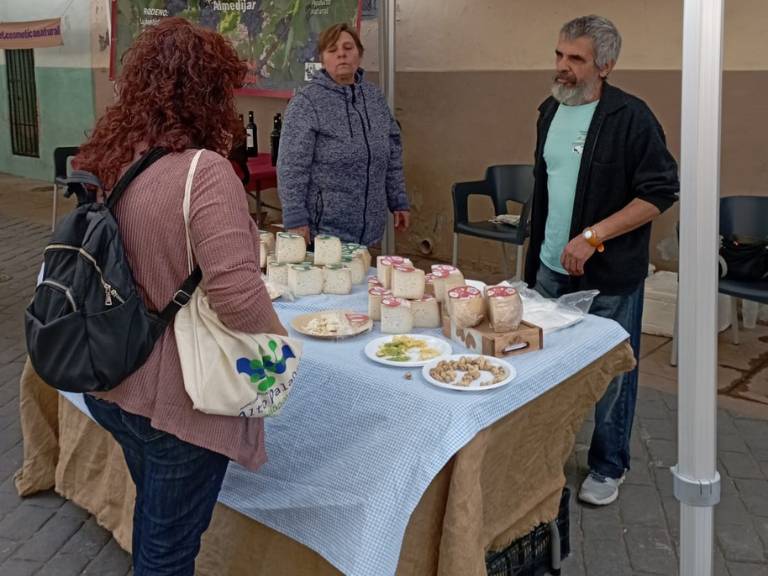 El evento desarrollado en Vall de Almonacid ha mostrado iniciativas de emprendimiento rural y proyectos de desarrollo local.