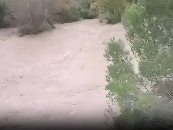 El río Mijares se desborda en Cirat por las intensas lluvias