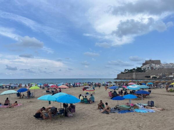 «Excelente» para las playas de Peñíscola en las encuestas de este verano