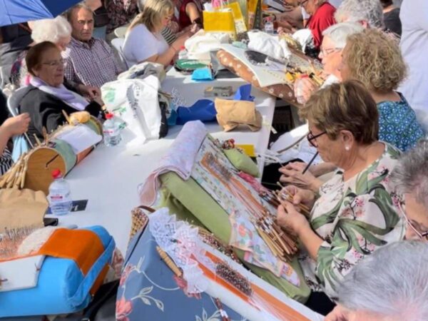 Éxito del I Encuentro de Bolilleras en el Grao de Castellón