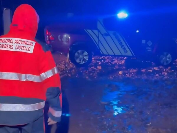 La lluvia caída en la provincia deja a vecinos de Vila-real incomunicados