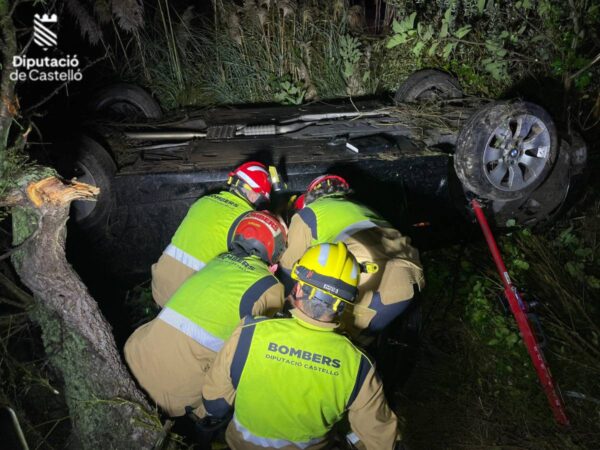 Rescate en La Vall d’Alba tras grave accidente de tráfico en CV-15