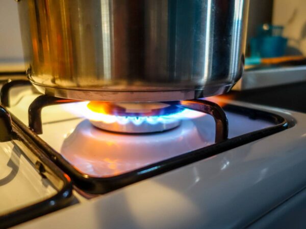 Un estudio de la UJI revela 2.062 muertes anuales en España por cocinas de gas