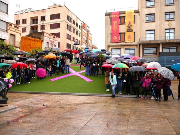 Vila-real se une en la III Marcha Solidaria Contra el Cáncer