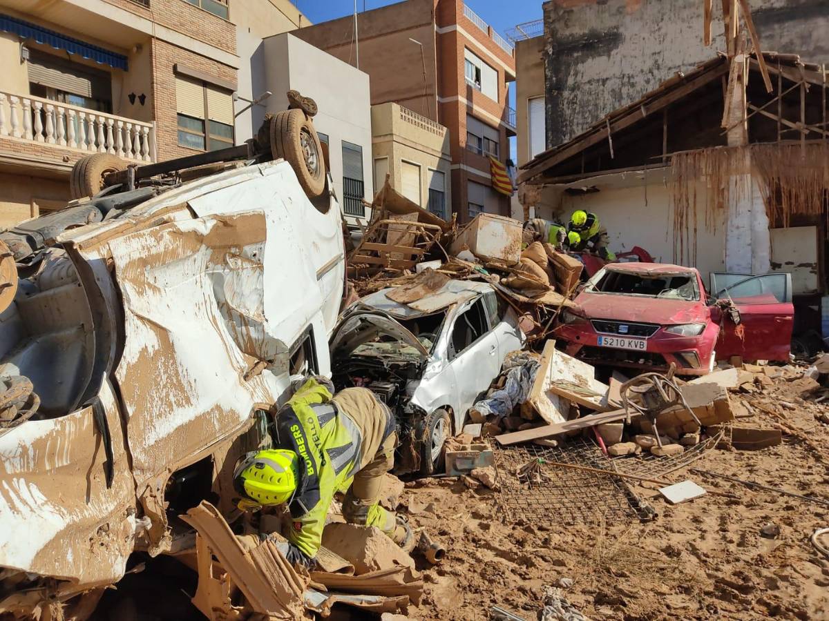 Sigue la ayuda desde Castellón a Valencia con más voluntarios y efectivos