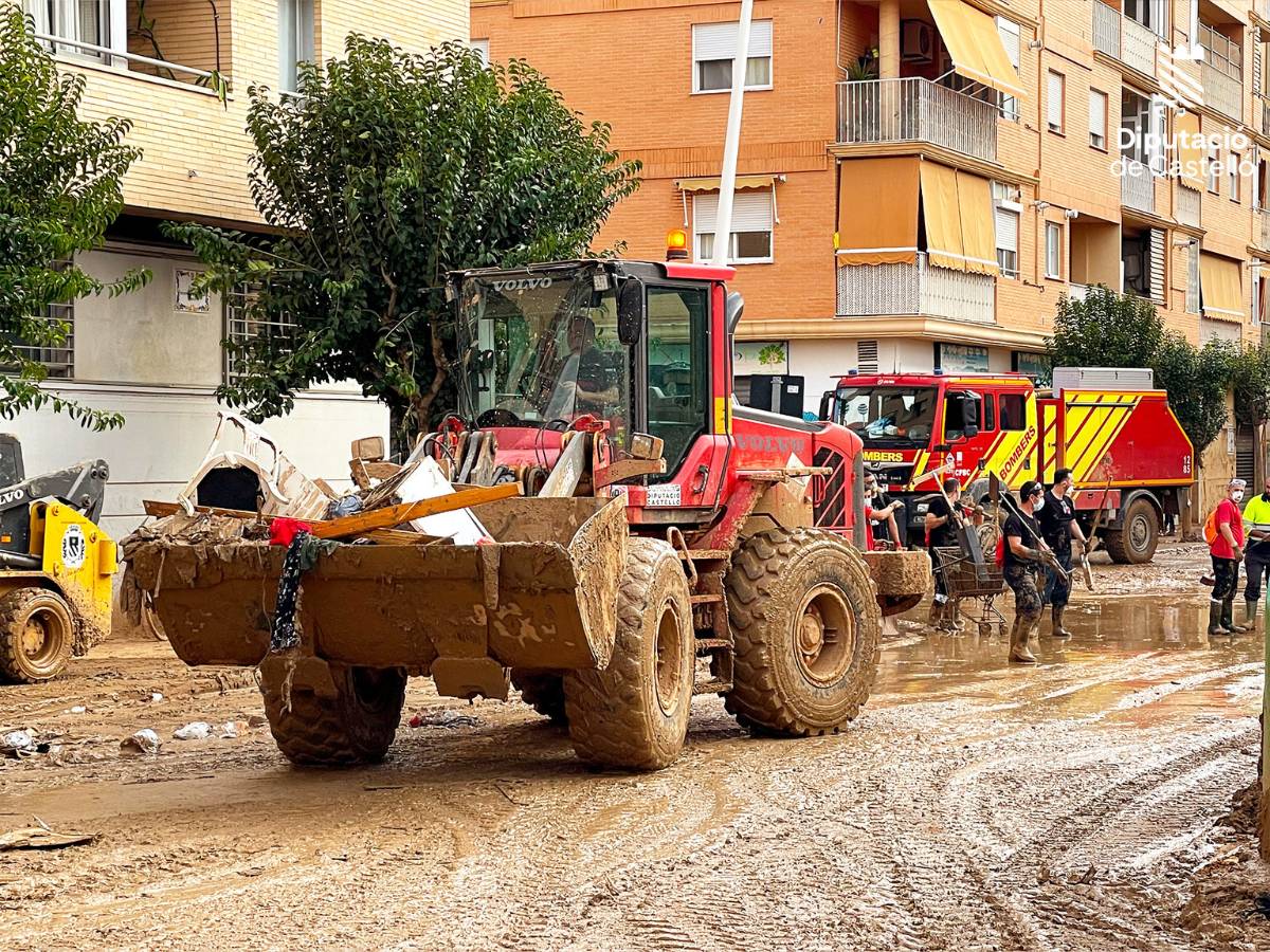 Bomberos de la Diputación de Castellón continúan con la limpieza y búsqueda de desaparecidos