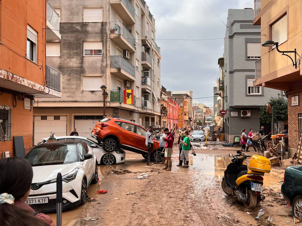 Aumentan las advertencias por fuertes lluvias en localidades valencianas afectadas por la DANA