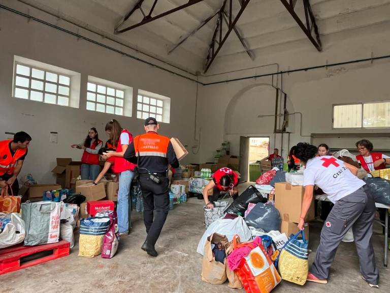 El domingo se unirán más refuerzos en Valencia con 12 agentes voluntarios de la Policía Local de Castellón.