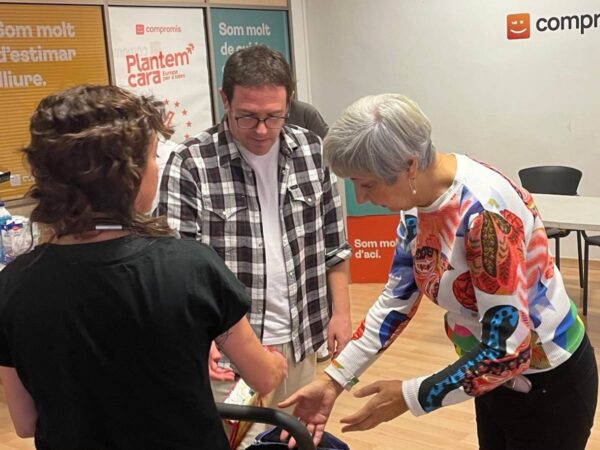 Compromís abre su sede en Castellón para recogida de ayuda para afectados por la DANA