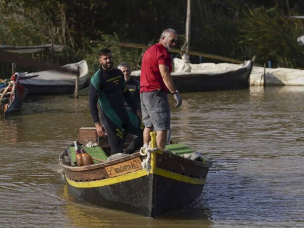 Día 8 tras la DANA: Búsqueda de víctimas en ríos, ramblas y Albufera