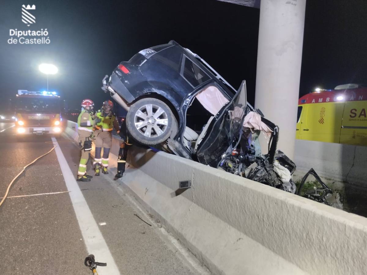 El accidente en la AP-7 de la Llosa deja un fallecido y una mujer herida