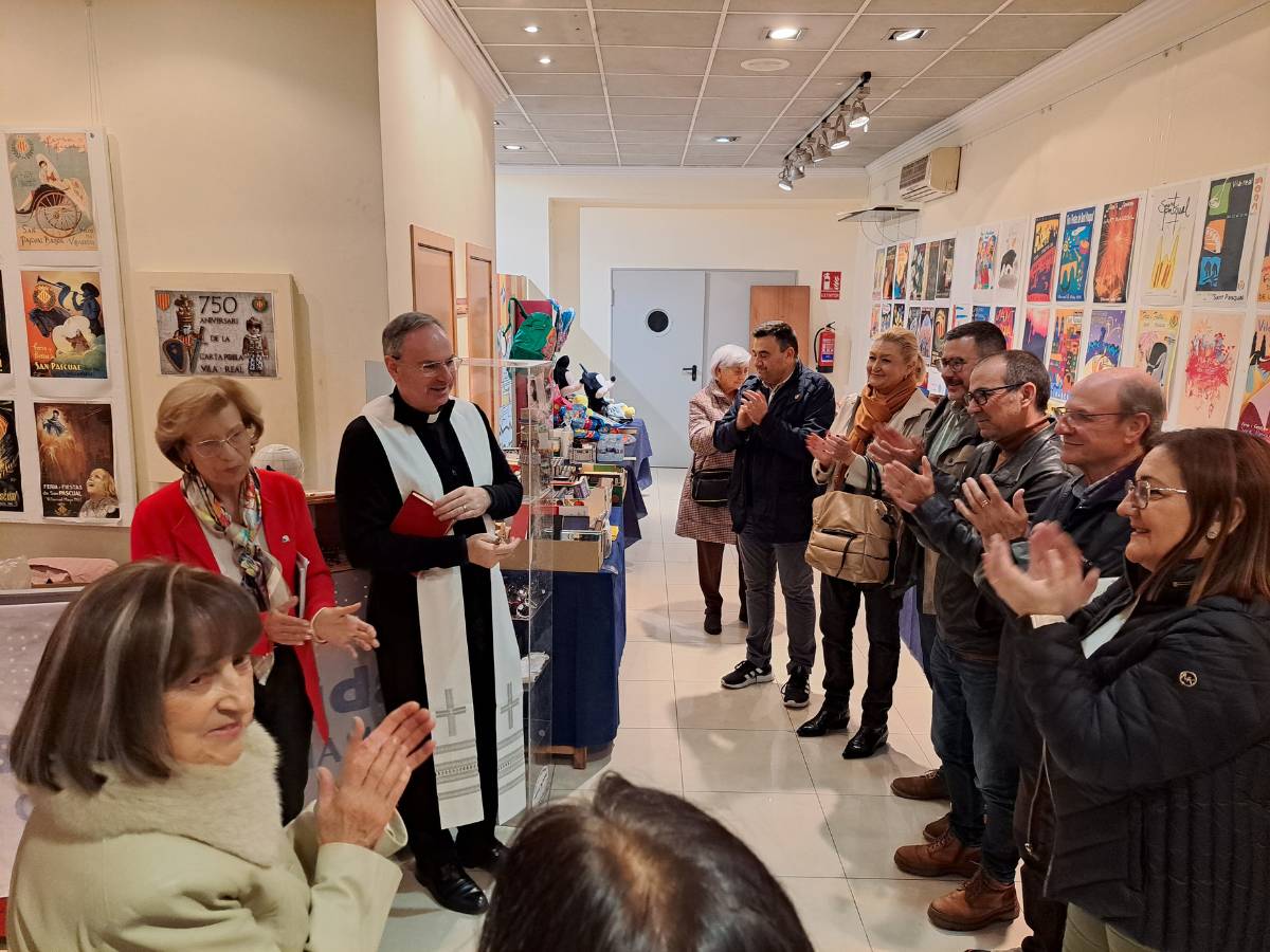 Inauguración del Mercado Solidario de Mans Unides en Vila-real