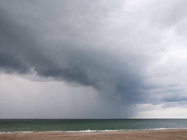 La lluvias descargan con fuerza en las Islas Columbretes y municipios de la costa