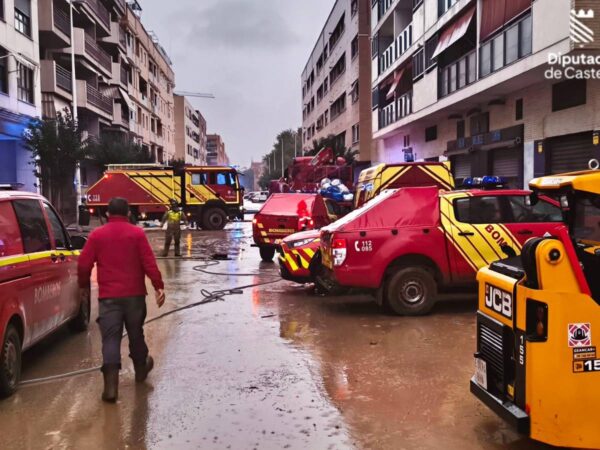 Entrega total de los Bomberos de Castellón en Catarroja