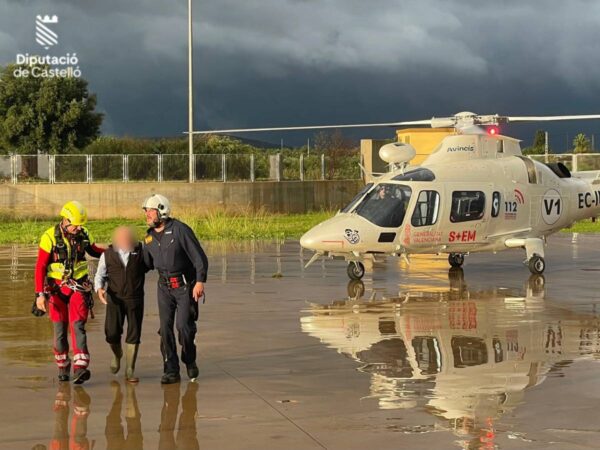 Los bomberos trabajan en Benicarló y Vinaròs con continuos rescates