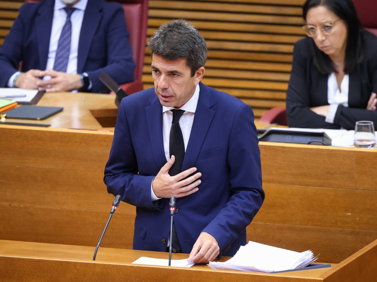 Mazón reconoce fallos en la gestión de la DANA y presenta reformas en el Consell