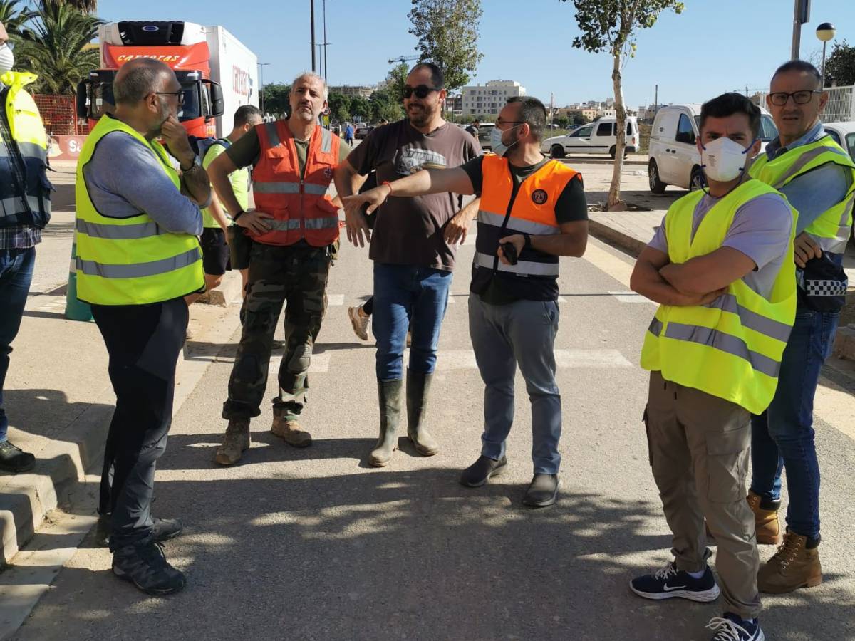 Ona de solidaritat a Vila-real amb 200 palets de material i cinc autobusos de voluntaris