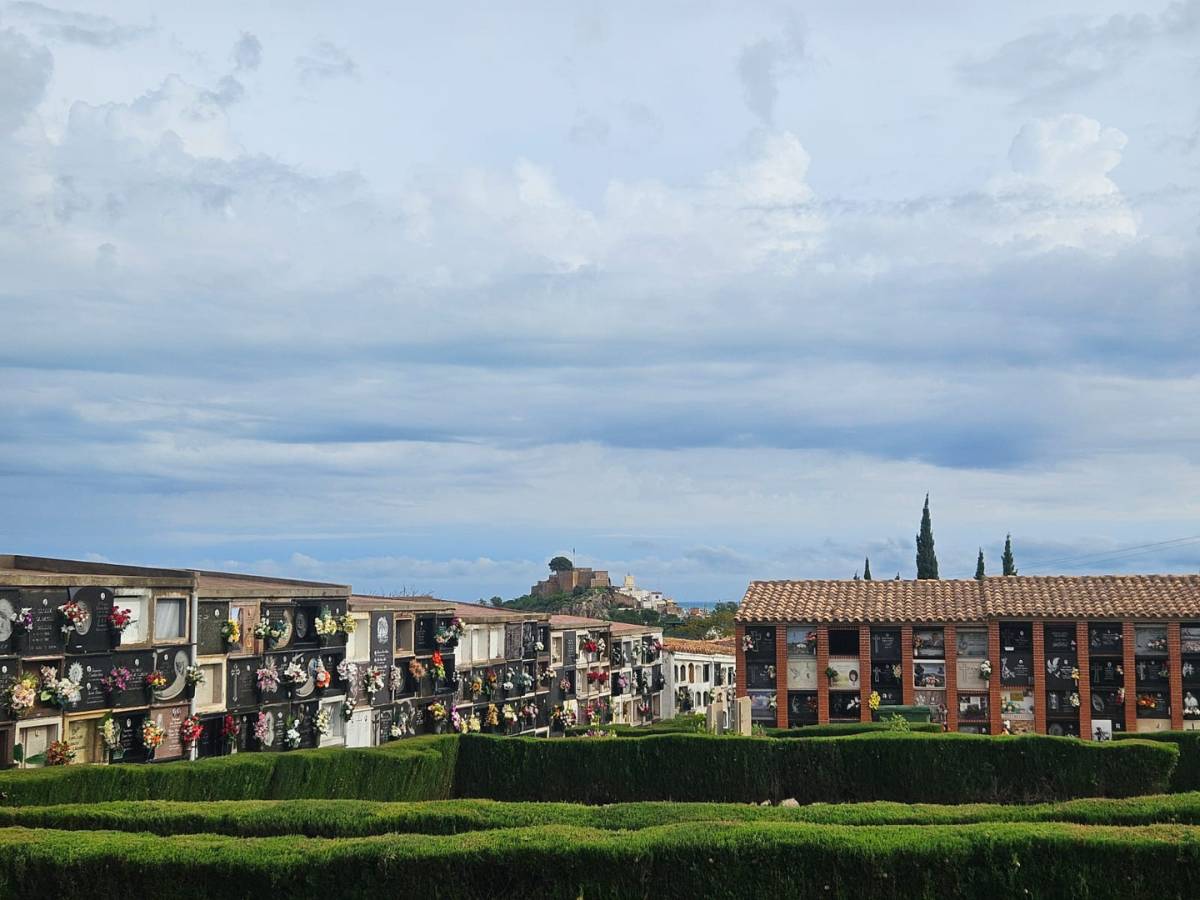 Oropesa amplia espacios en el Cementerio Municipal