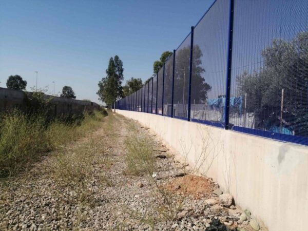 PortCastelló mejora la seguridad en los accesos a la dársena sur con un nuevo vallado