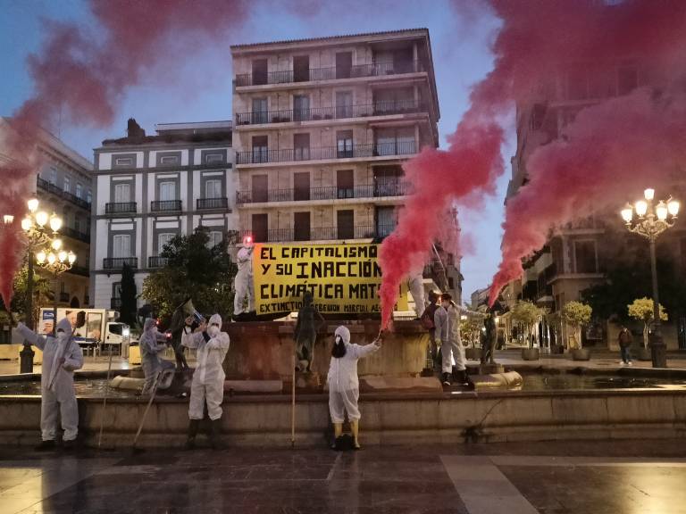 Esta acción se realizó un mes después de la dana, a las 7:31 de la mañana, coincidiendo con el momento exacto en que la AEMET emitió la alerta roja.