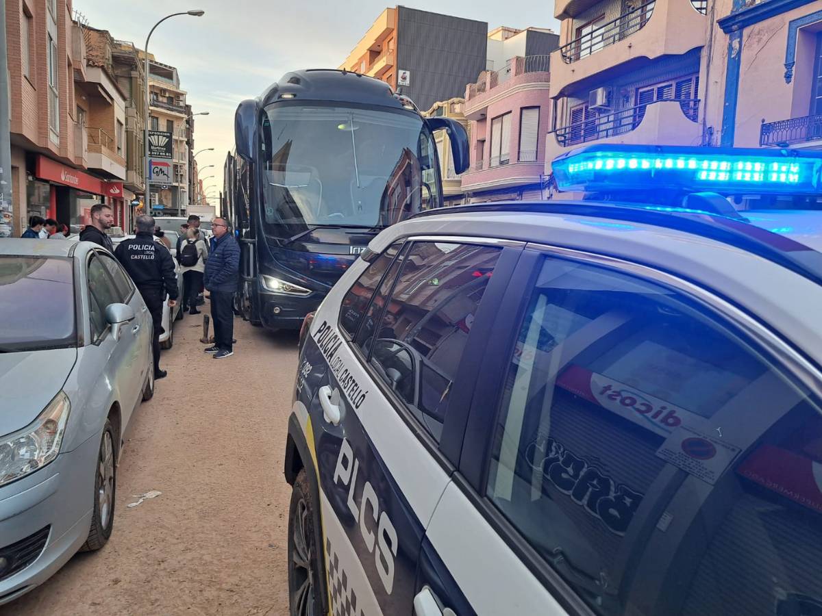 Un autobús de voluntarios sale este domingo de Castellón a Alfafar