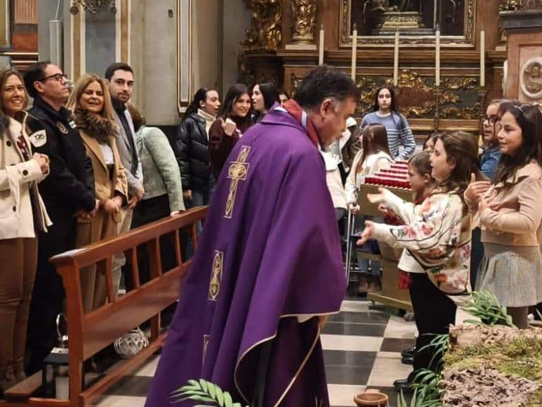 Este año, el acto fue particularmente especial, ya que el Grupo Scout Tramuntana celebró su 25º aniversario.