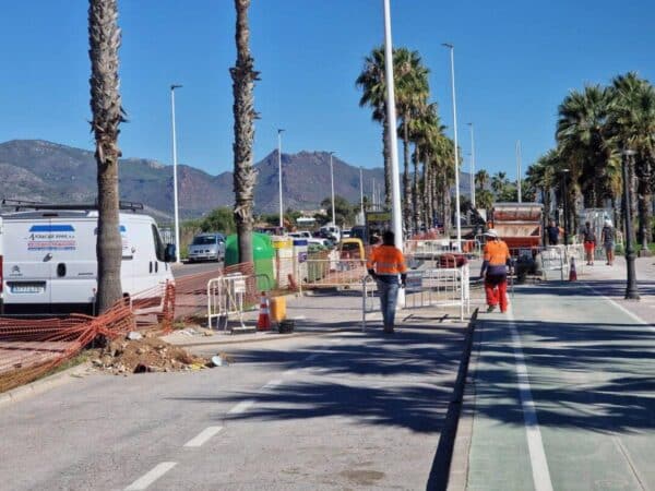 Crítiques per la pèrdua del carril bici al passeig marítim Ferrandis Salvador