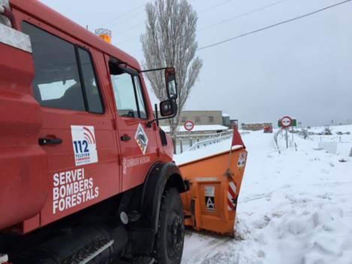 Generalitat activa el dispositivo de vialidad invernal en Castellón por nieve