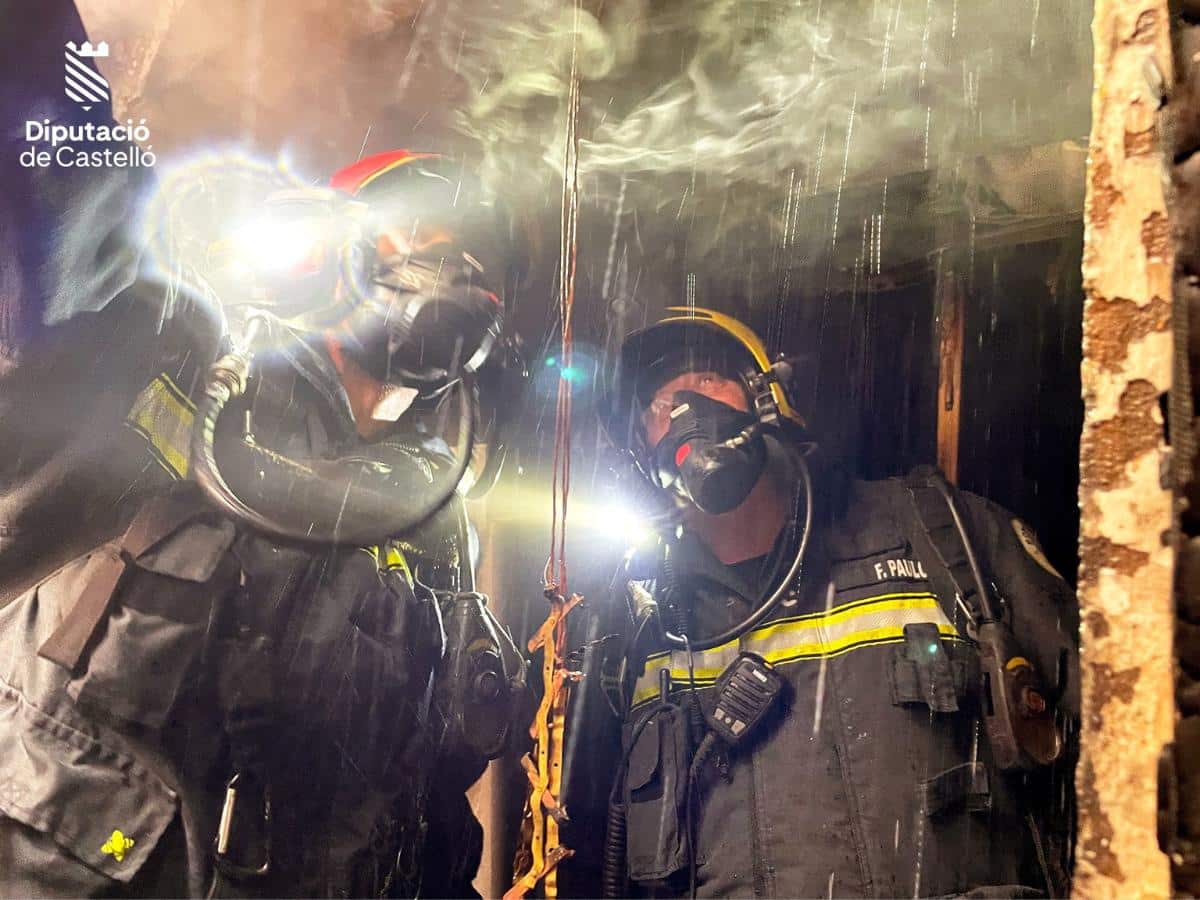 Incendio en vivienda de La Vall d’Uixó moviliza a los bomberos de Castellón