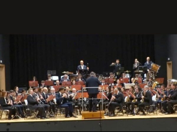 La Unió Musical de Vilafranca gaudeix de la festa en honor a Santa Cecília