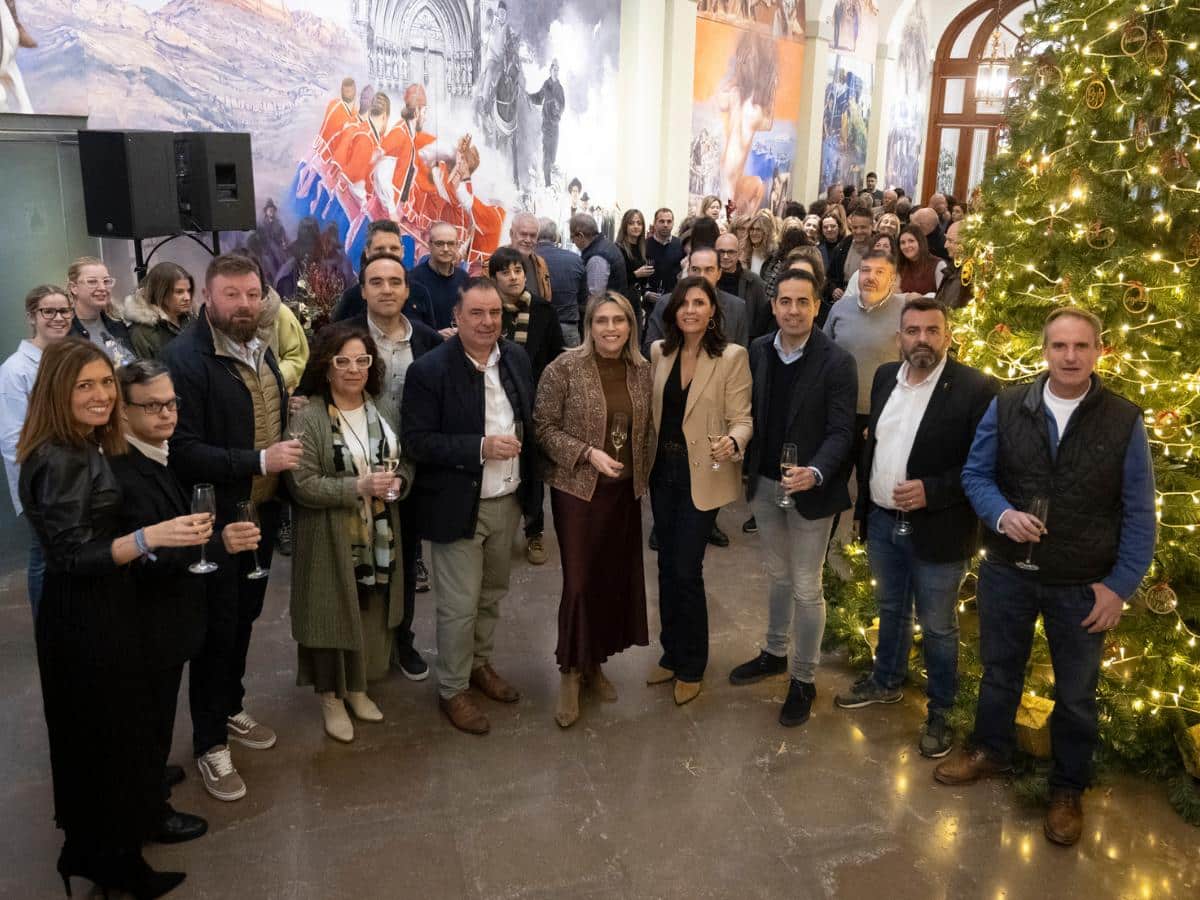 Marta Barrachina felicita la Navidad junto con el personal de la Diputación de la Castellón