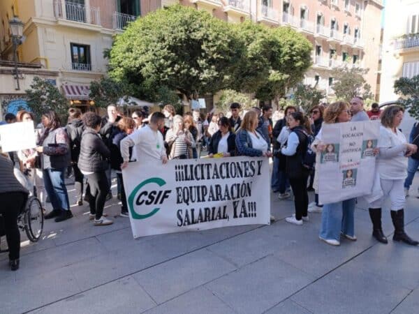 Protesta de CSIF por licitaciones y condiciones laborales en residencias de mayores