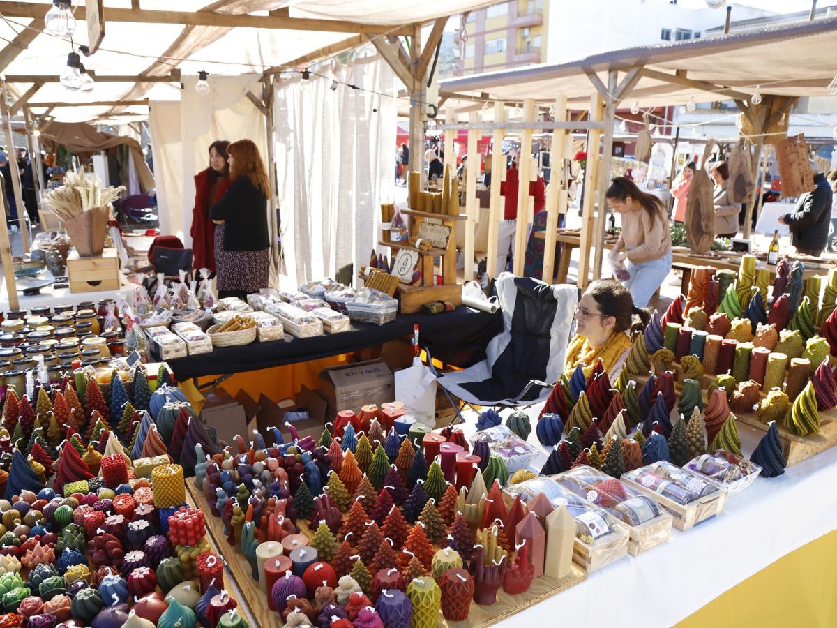 Vilafamés celebra la V Fira de les Arts con artesanía, música y sabores únicos